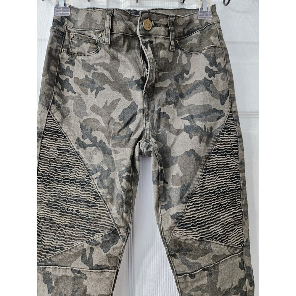 Ashley Mason Camouflage skinny jeans Size 25